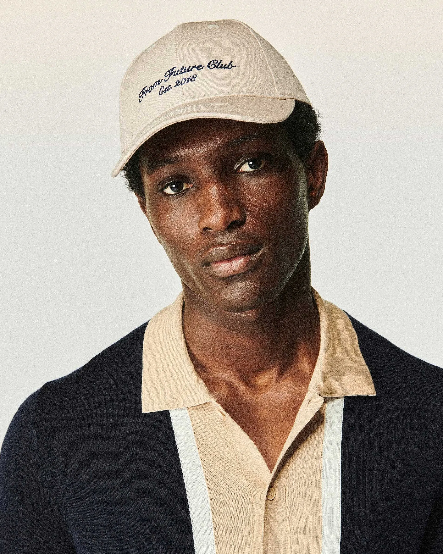 Hot FROM FUTURE Casquette A Visiere Courbee Club Sable