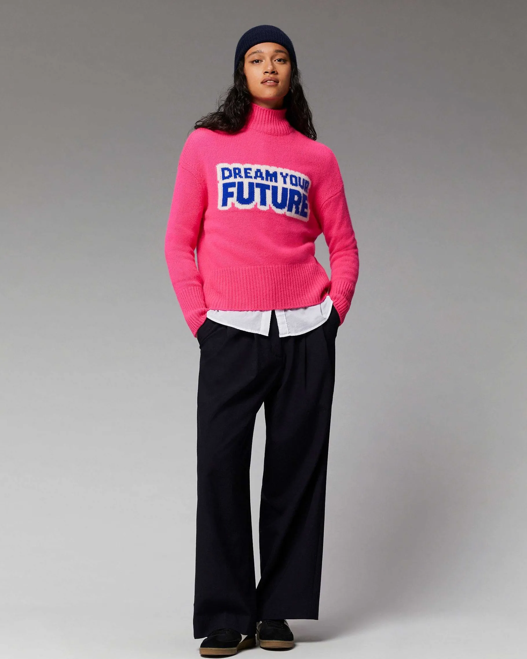 New FROM FUTURE Pull Col Montant Dream Your Future Navy
