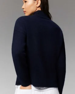 Sale FROM FUTURE Pull Col Montant Navy