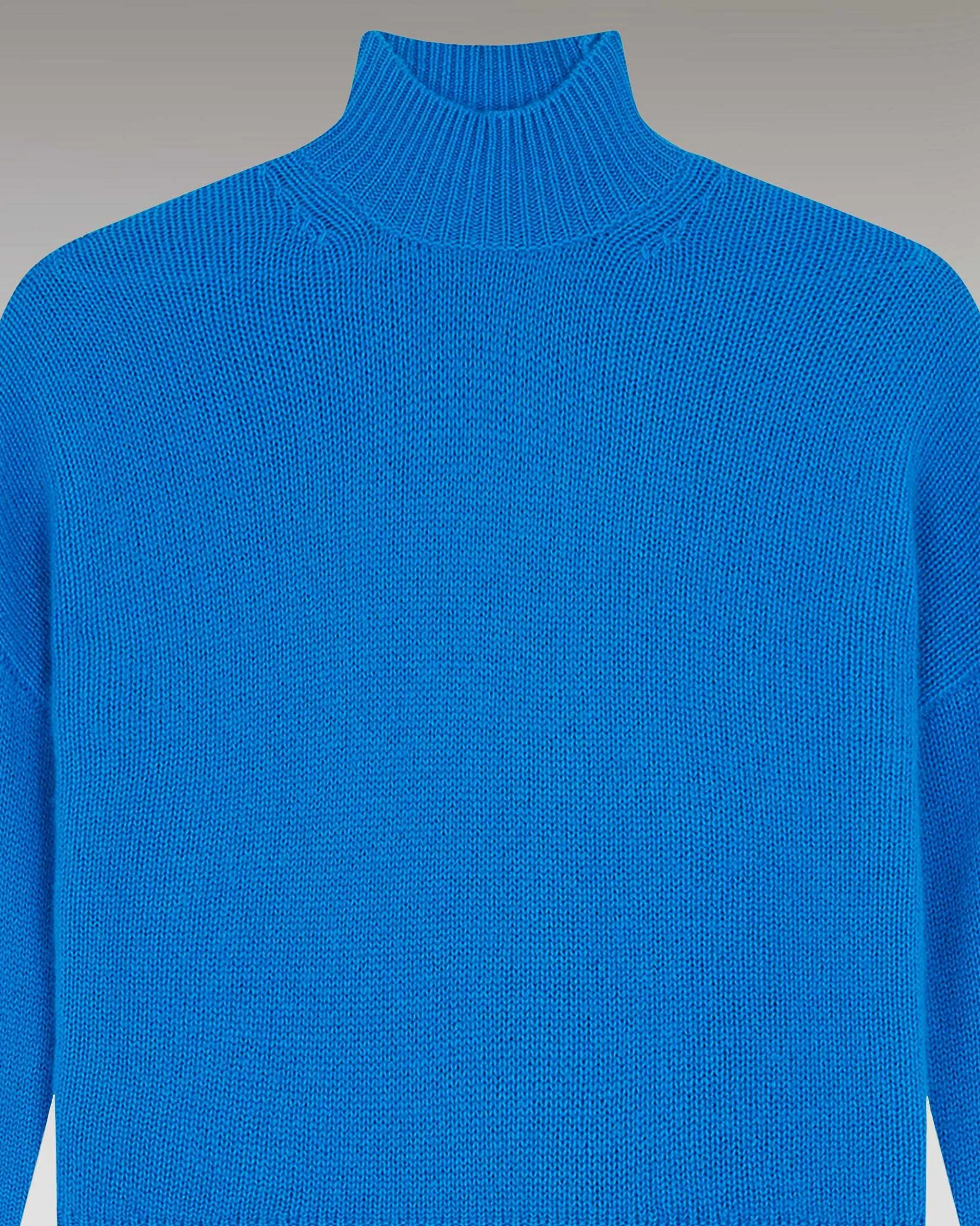 New FROM FUTURE Pull Col Montant Oversize Disco Blue