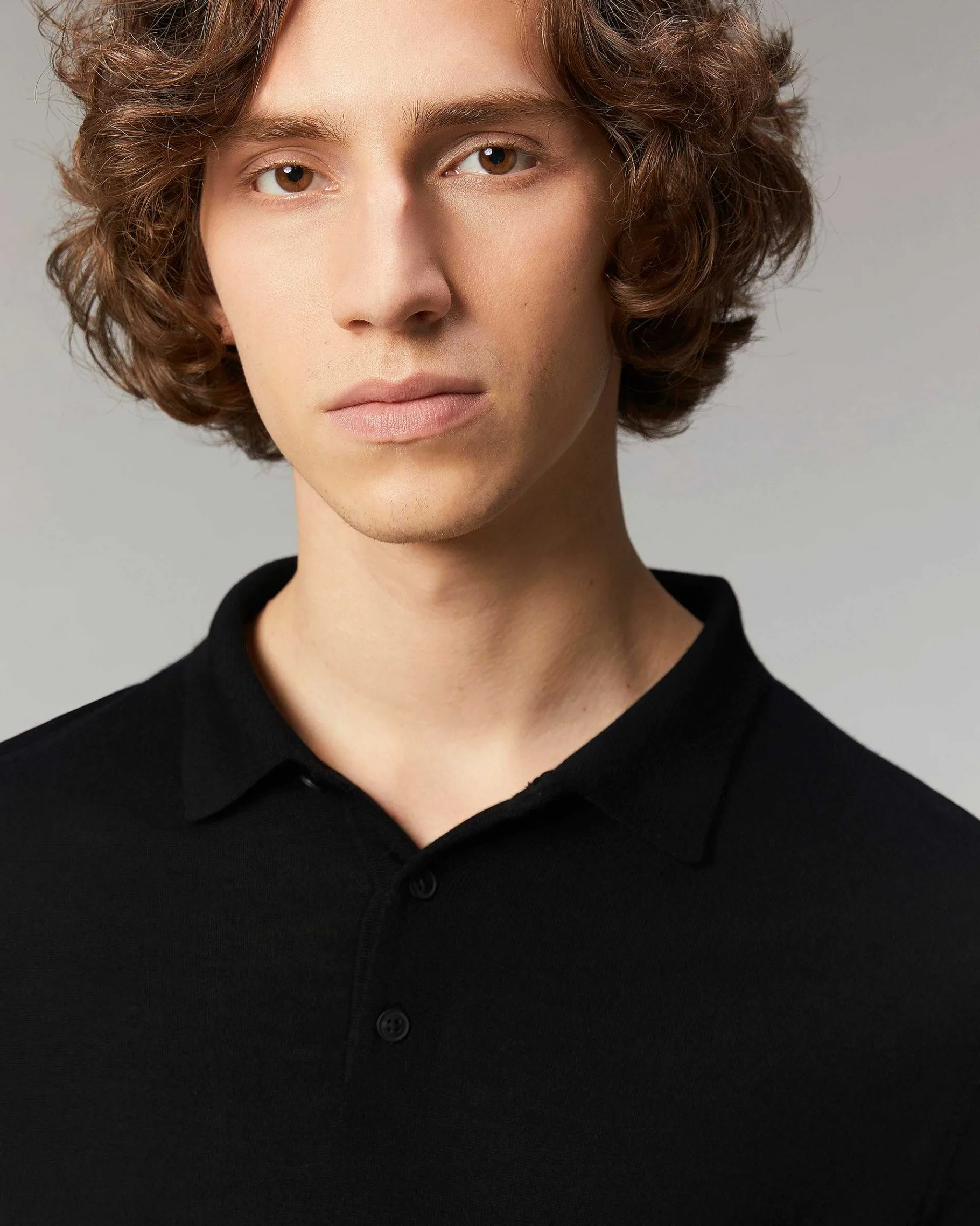Sale FROM FUTURE Pull Col Polo Basique Noir