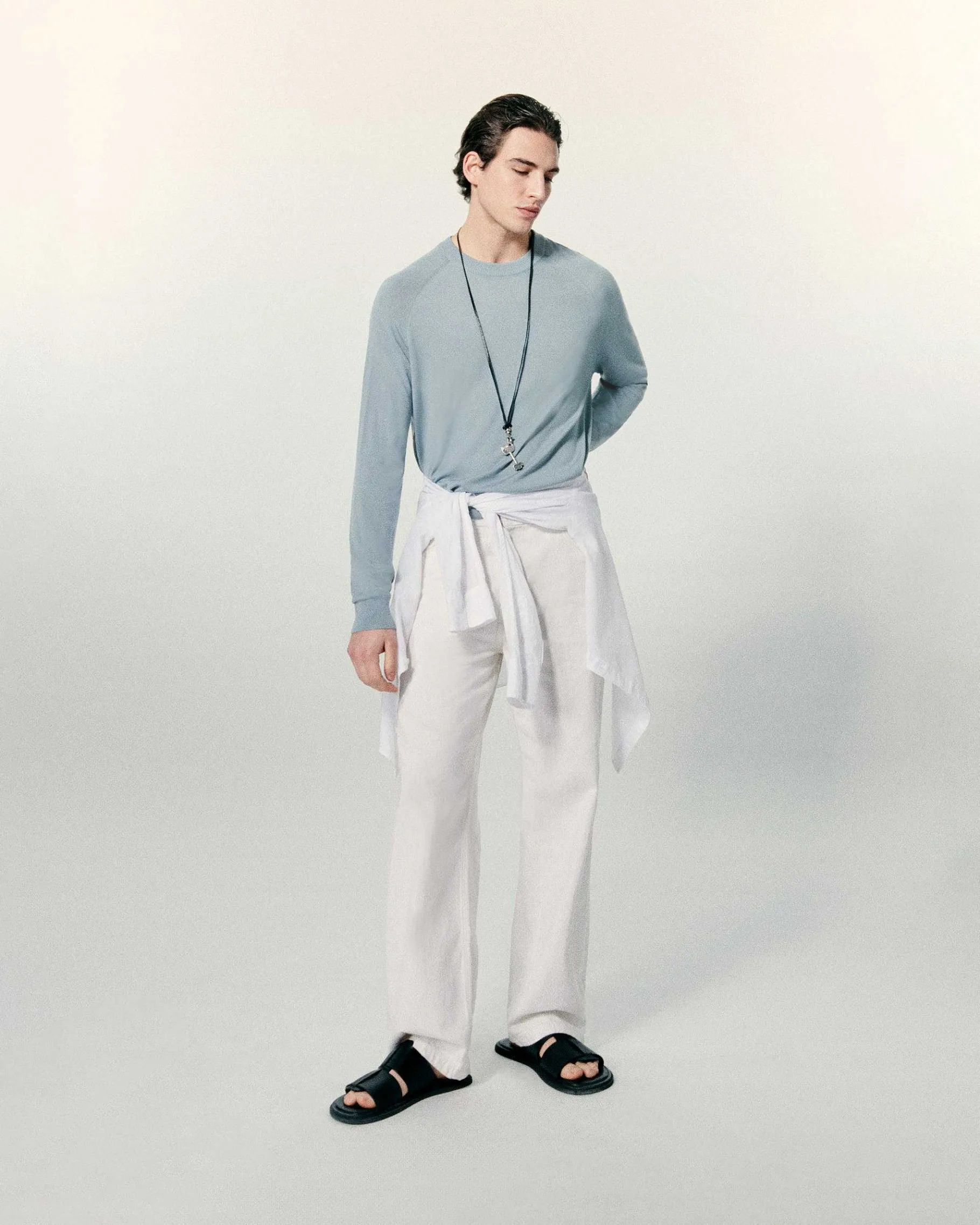 Online FROM FUTURE Pull Col Rond Grey Blue