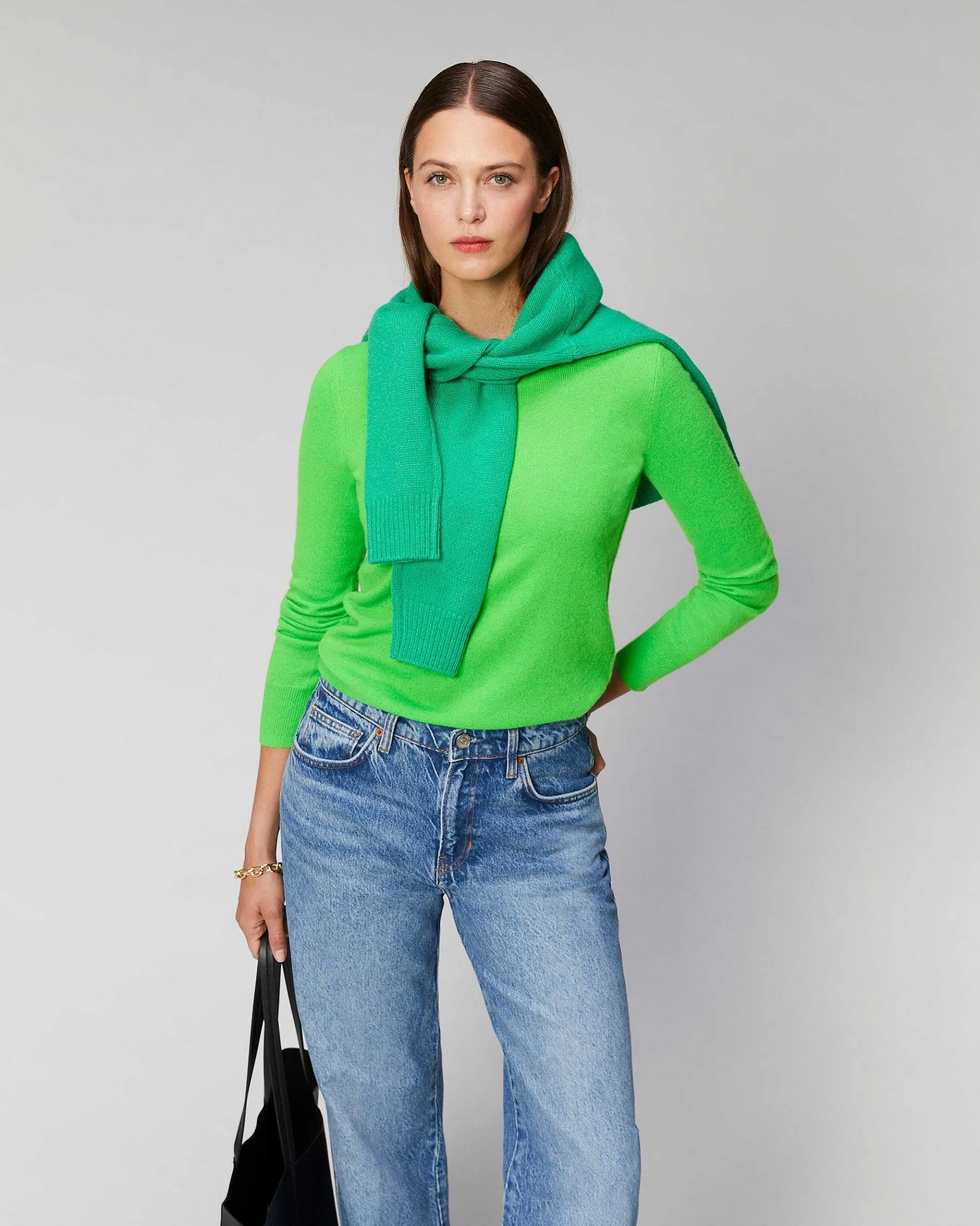 Sale FROM FUTURE Pull Col Rond Basique Noir