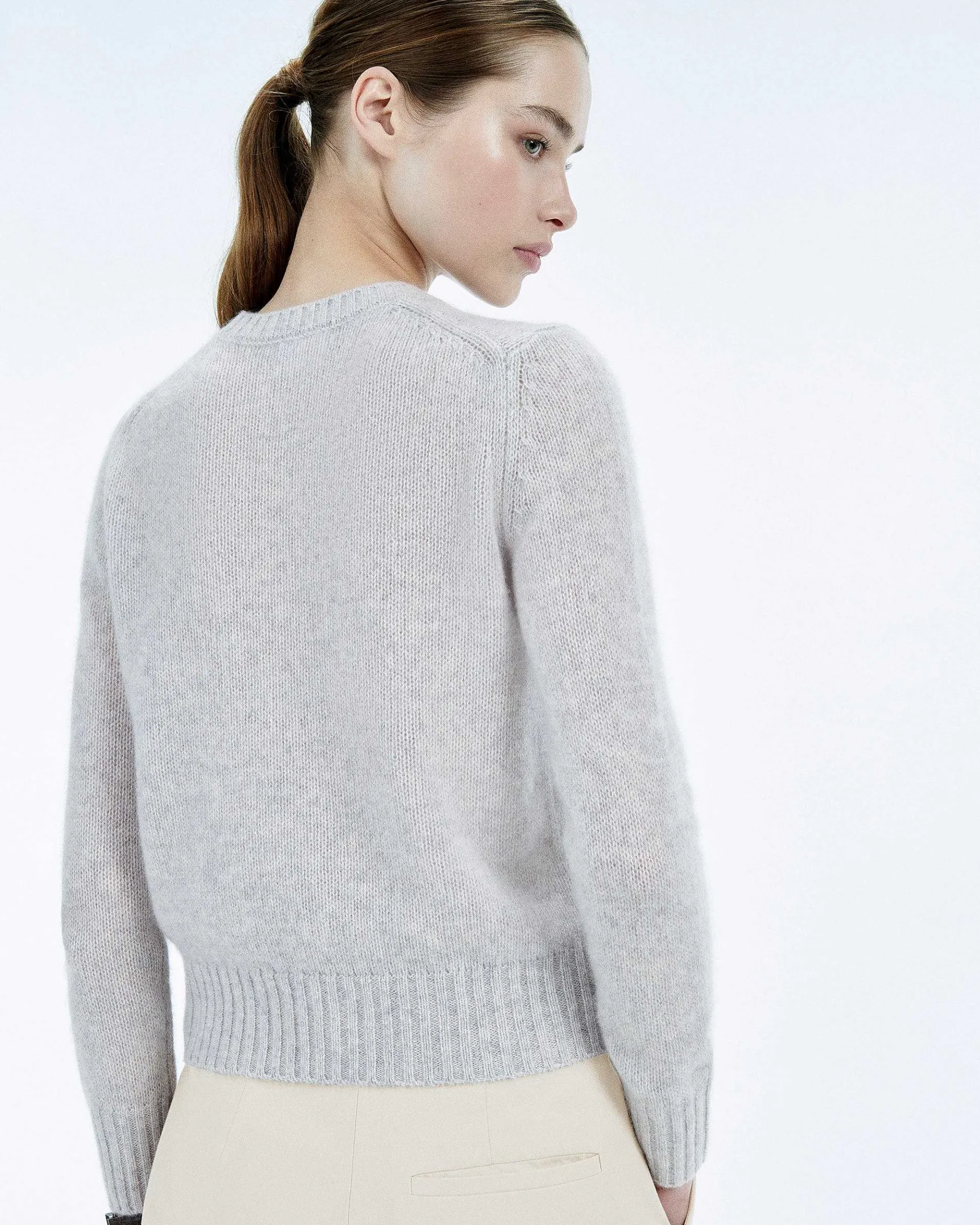 Sale FROM FUTURE Pull Col Rond Court Gris Chine Clair