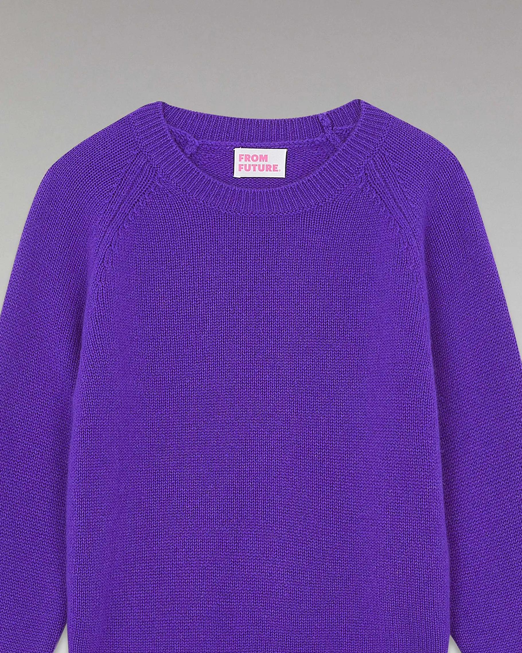Sale FROM FUTURE Pull Col Rond Raglan Violet Fluo