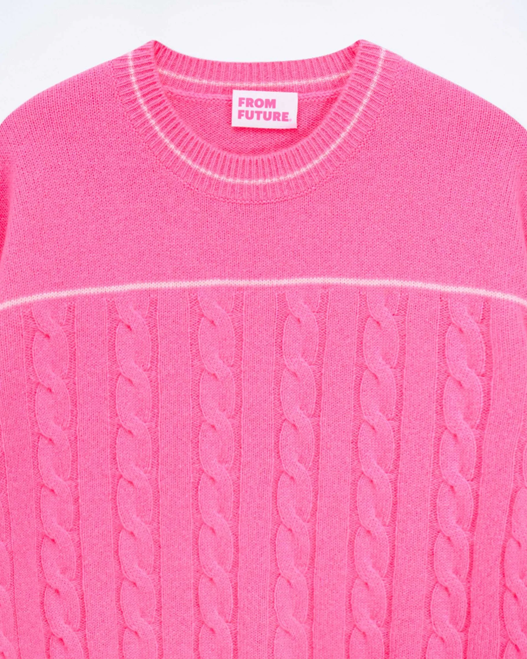 New FROM FUTURE Pull Col Rond Torsades Future Magic Pink