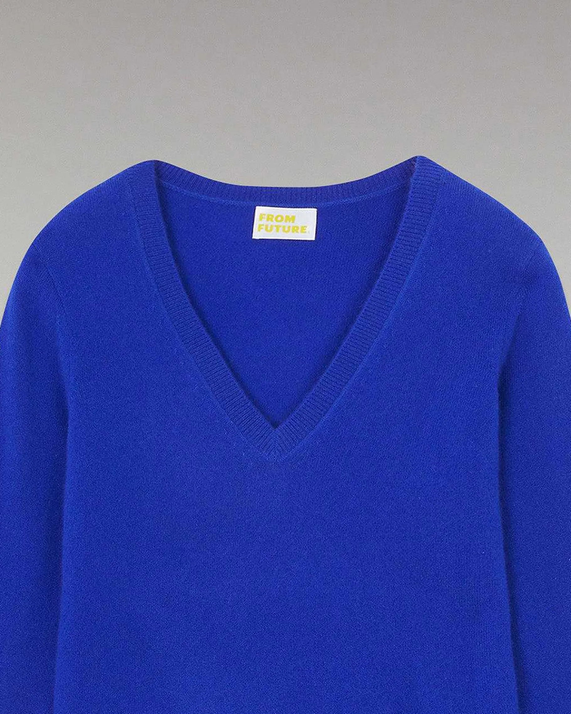 Sale FROM FUTURE Pull Col V Basique Pop Blue