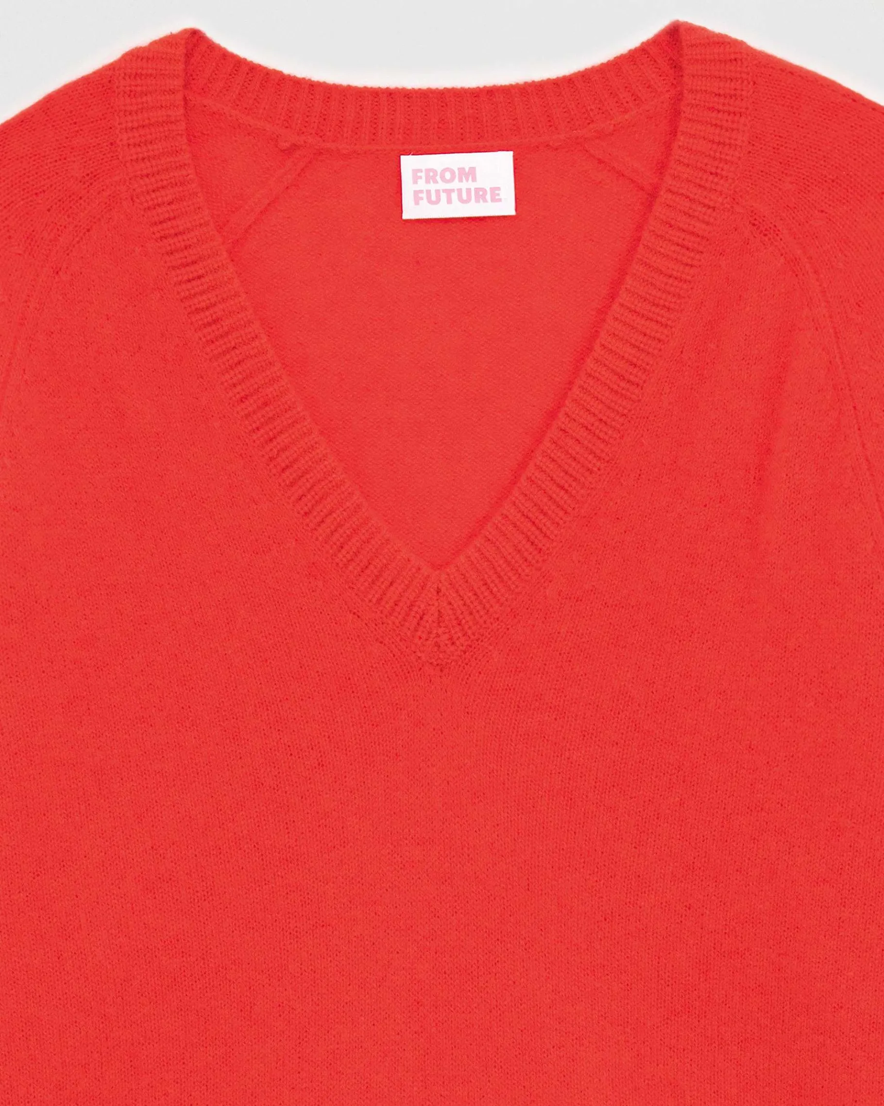 Outlet FROM FUTURE Pull Col V Oversize Leger Rouge Vif