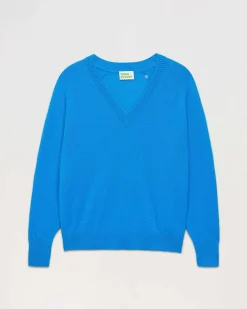 Clearance FROM FUTURE Pull Col V Oversize Leger Passion Blue