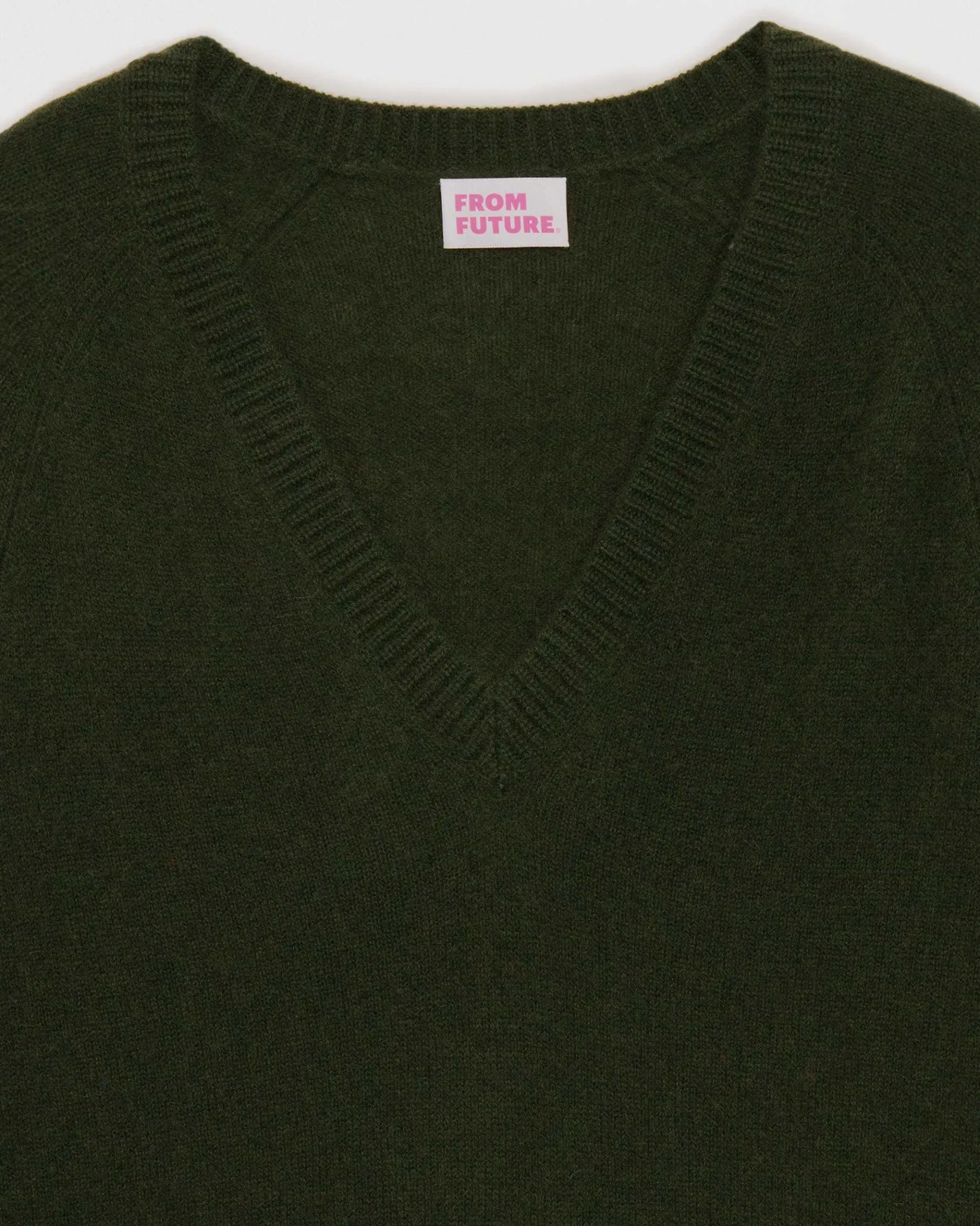 FROM FUTURE Pull Col V Oversize Leger Kaki