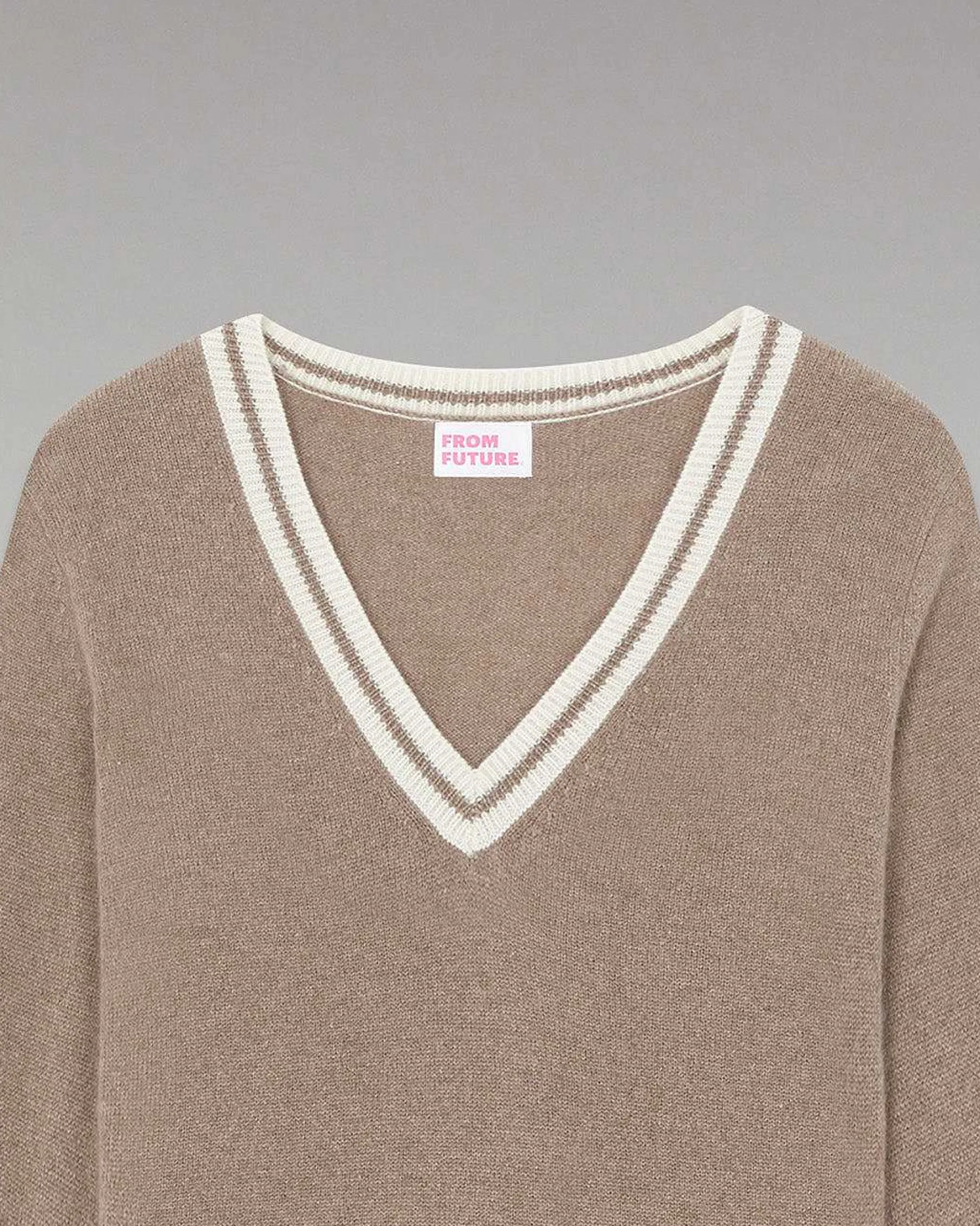 Hot FROM FUTURE Pull Col V Rayures Tennis Leger Taupe