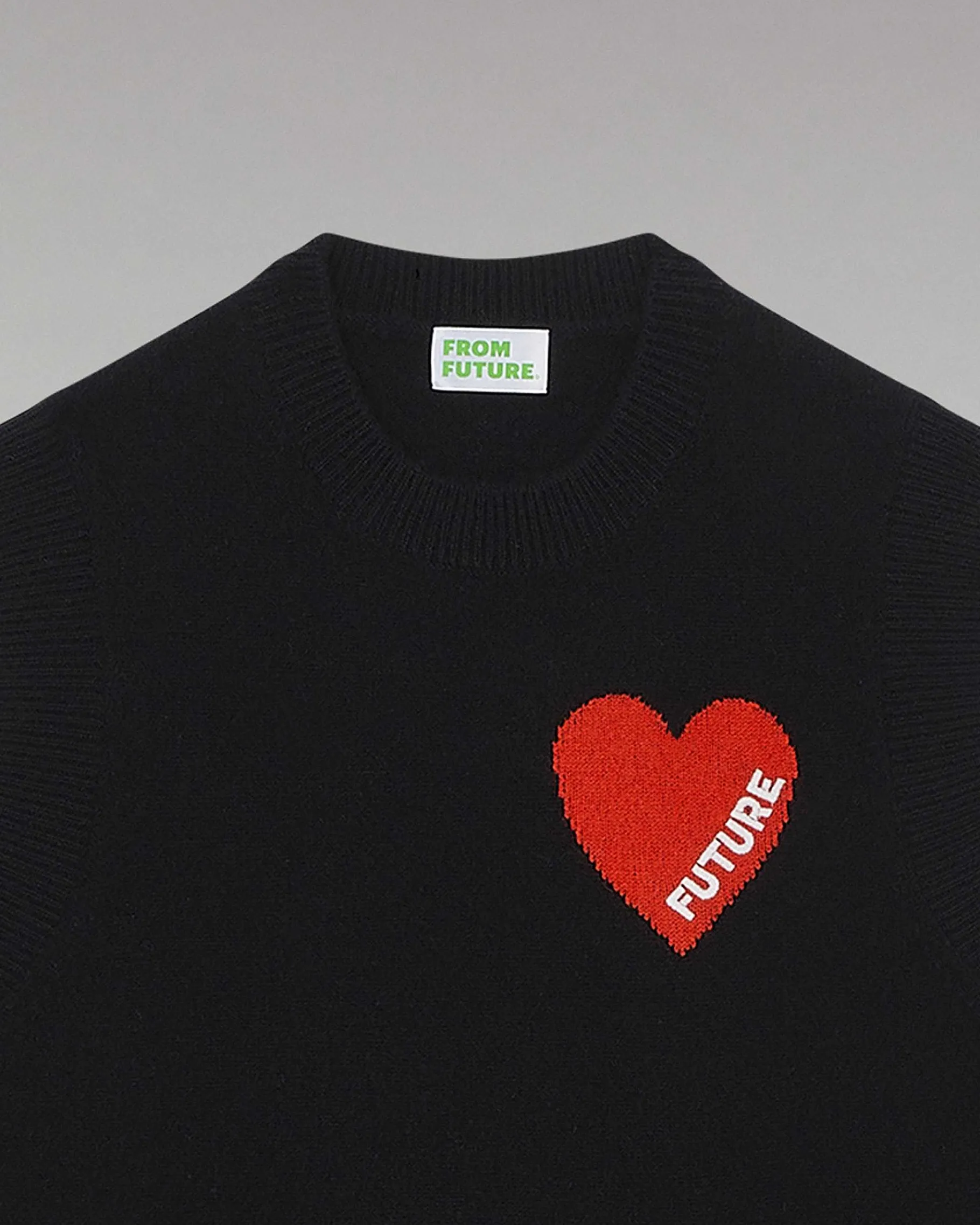 FROM FUTURE Pull Sans Manche Coeur Leger Noir