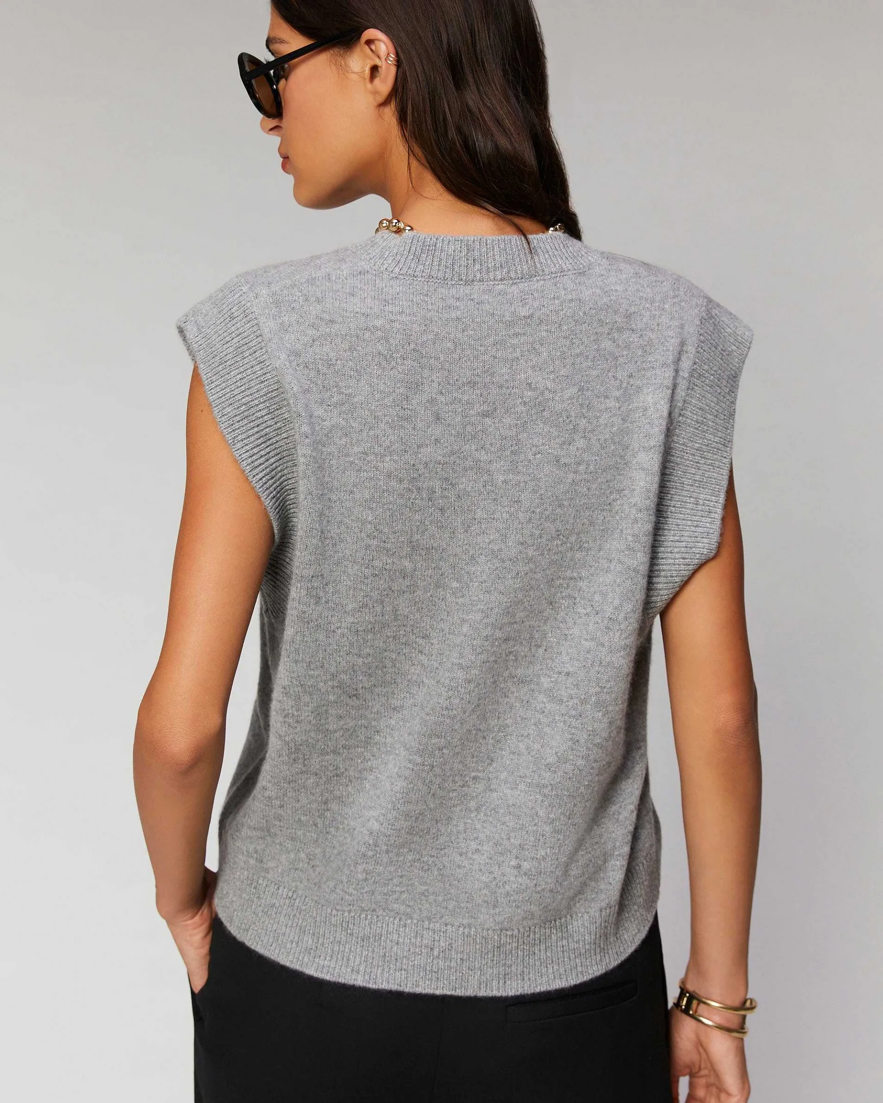 Online FROM FUTURE Pull Sans Manche Coeur Leger Noir