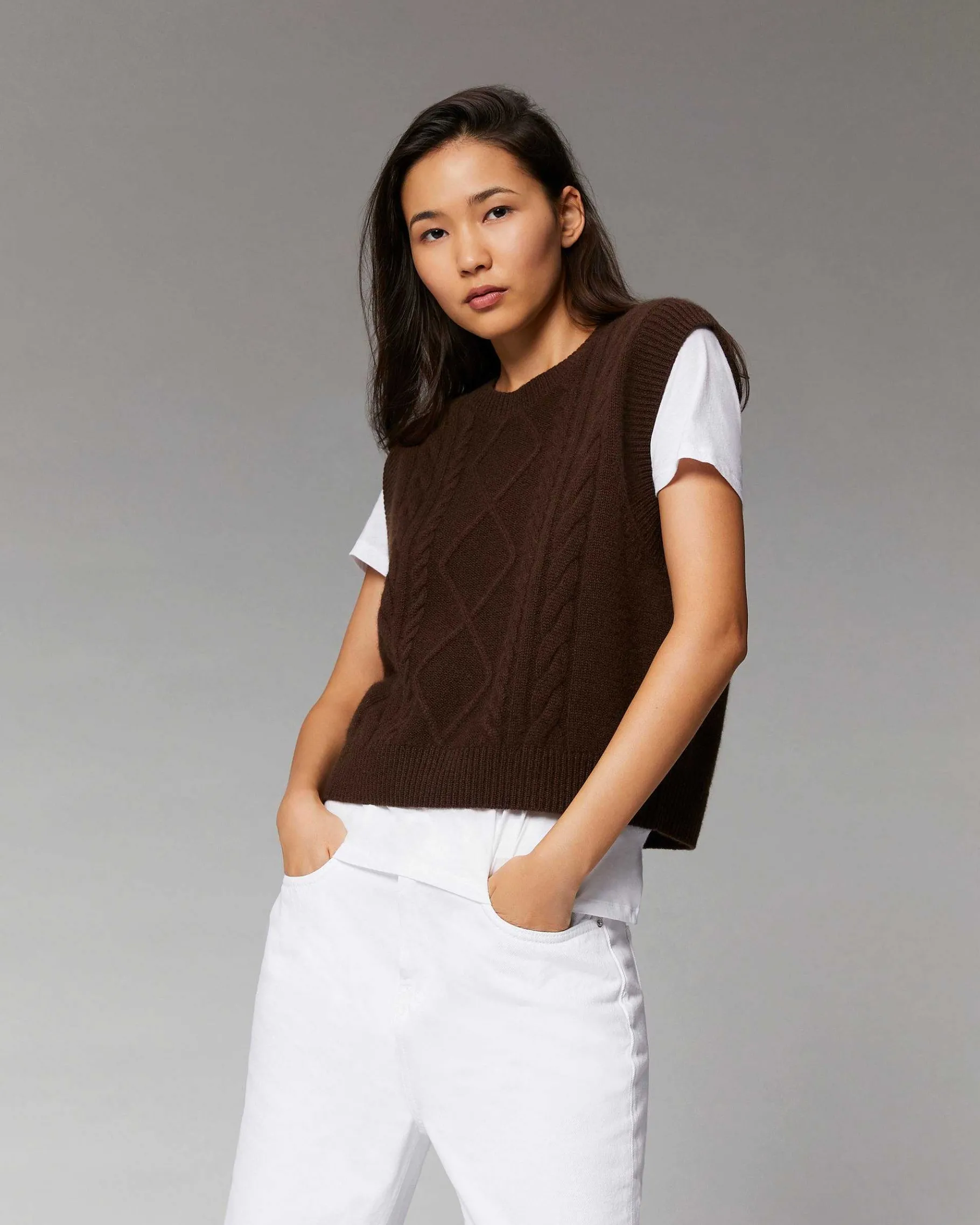 Outlet FROM FUTURE Pull Sans Manche Torsades Chocolat