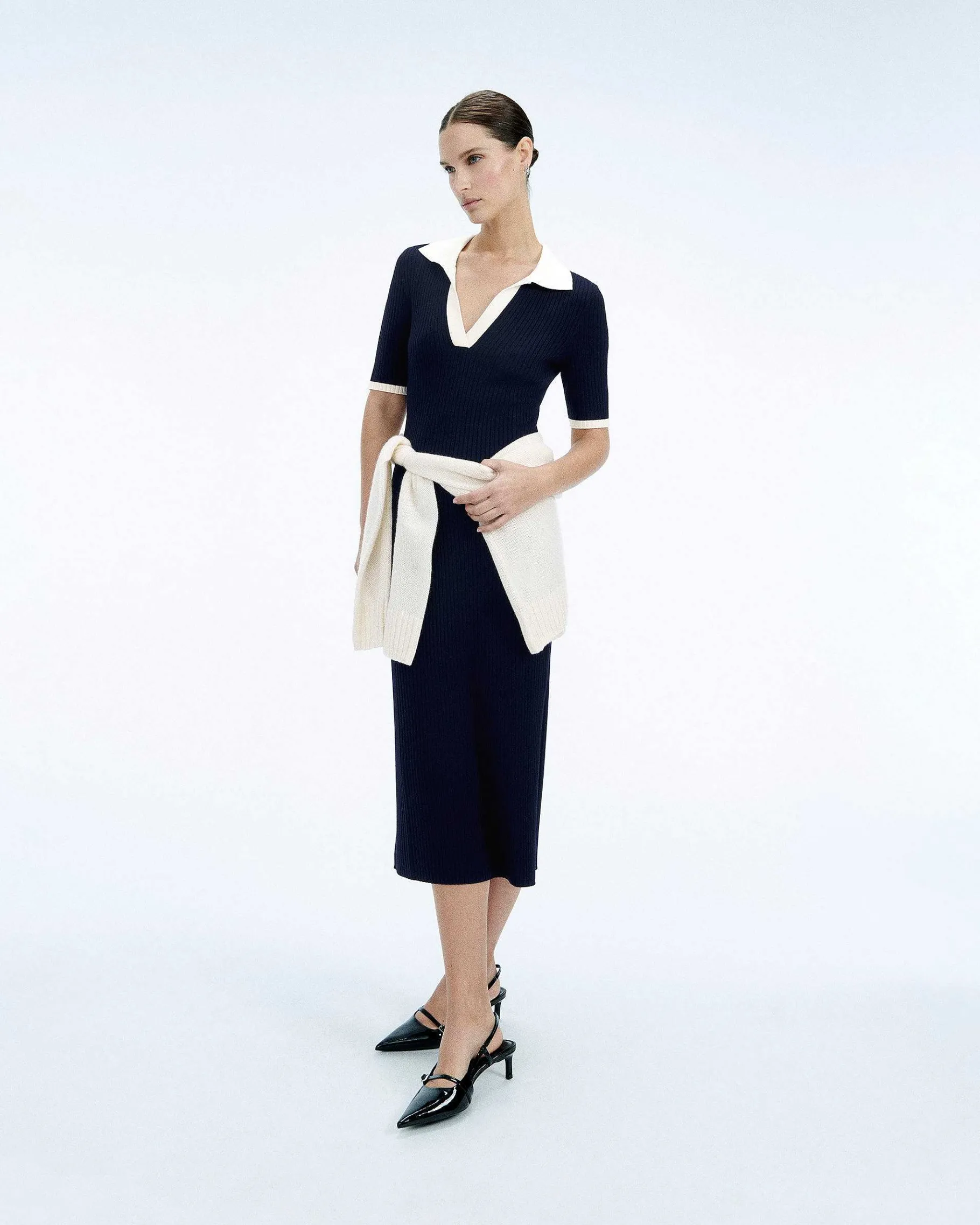 Sale FROM FUTURE Robe Longue Manche Courte Navy