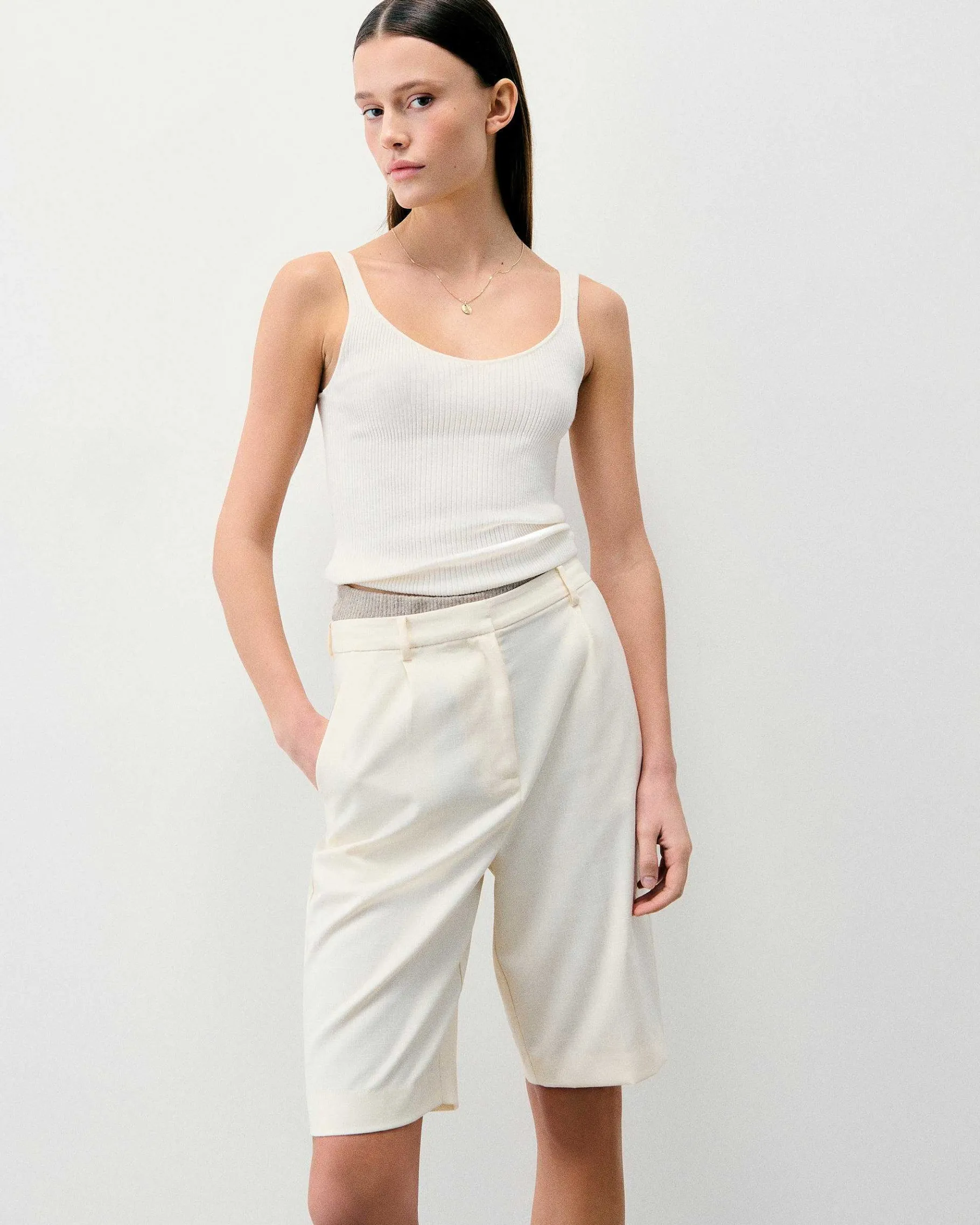 Discount FROM FUTURE Short Bermuda Ecru